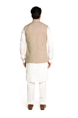 Ivory All Over Kashmiri Embroidered Bundi Set - Arjuun Kilachand