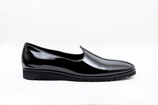 BLACK PATENT MOJDI - Arjuun Kilachand