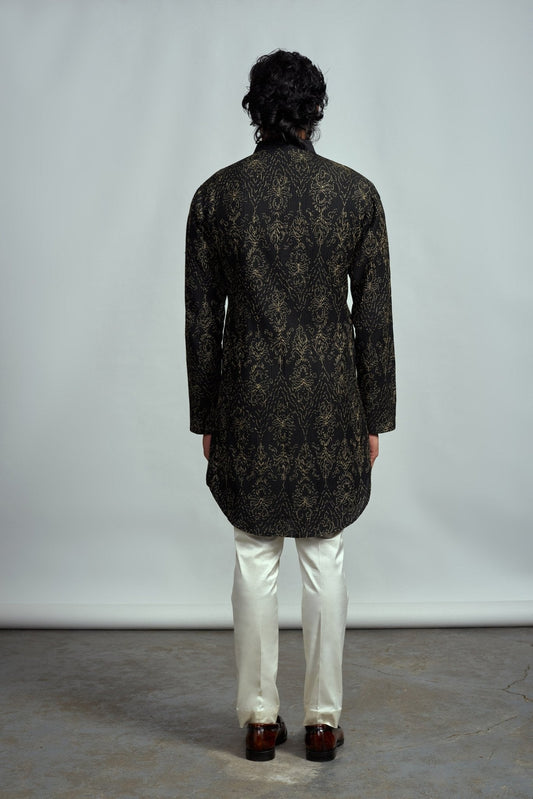 BLACK PINTUCK KURTA - Arjuun Kilachand