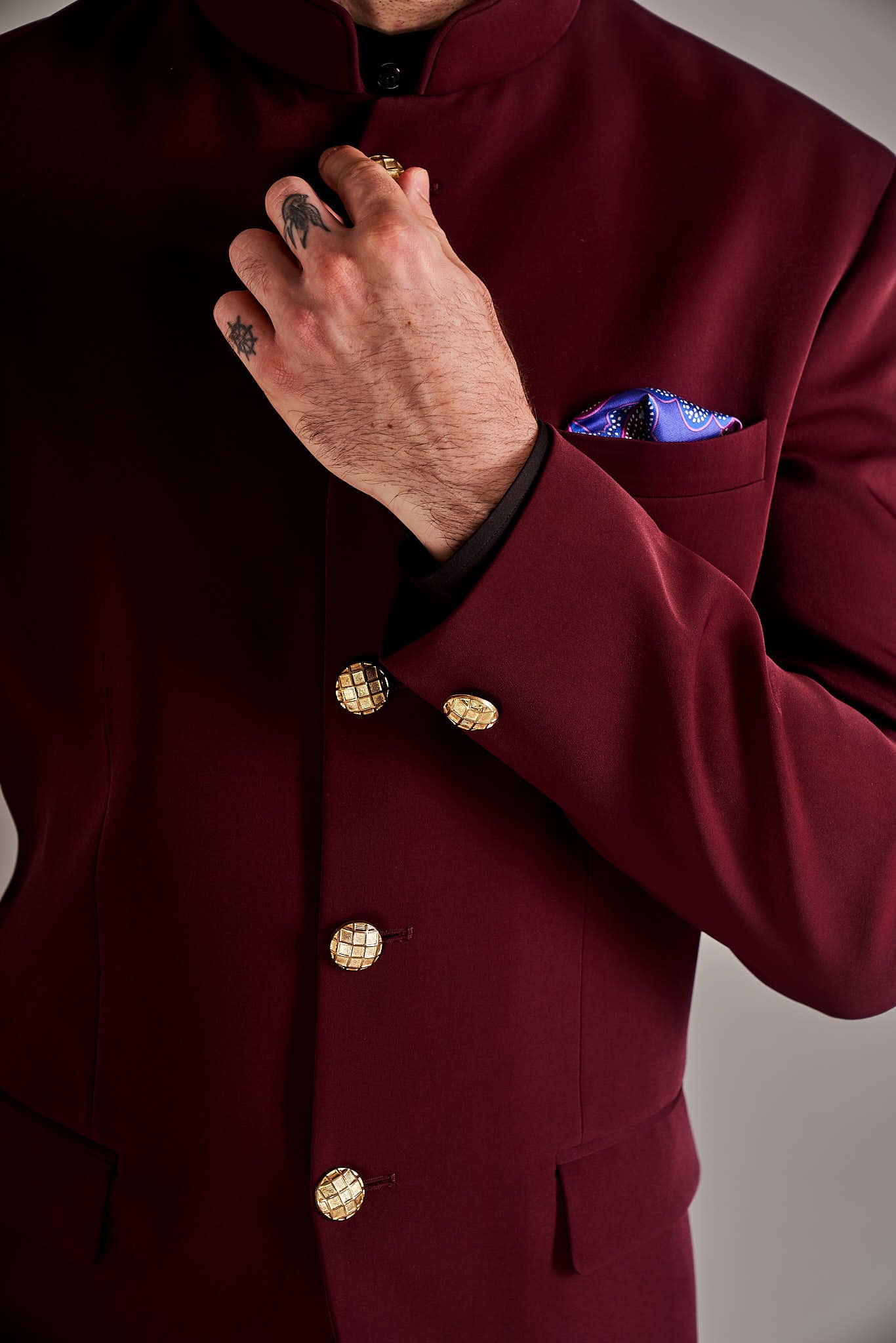 MAROON BANDGALA SUIT - Arjuun Kilachand