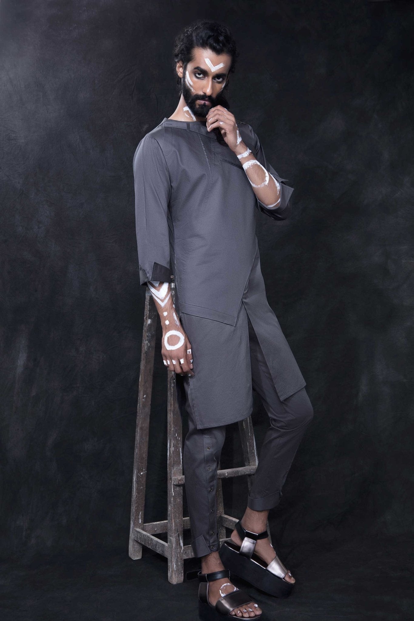 SLATE GREY OPEN PLACKET KURTA - Arjuun Kilachand